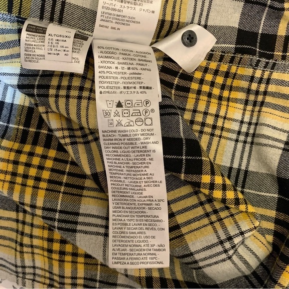Levi's Snap Button Yellow & Black Plaid Flannel Shirt - XL (Men’s) - Picture 9 of 11